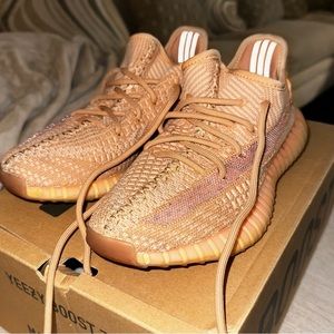 Yeezy boost 350 v2 Clay